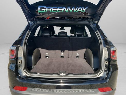 Used 2024 Jeep Compass Latitude image 7