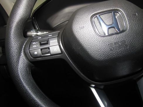 Certified 2025 Honda CR-V EX image 5