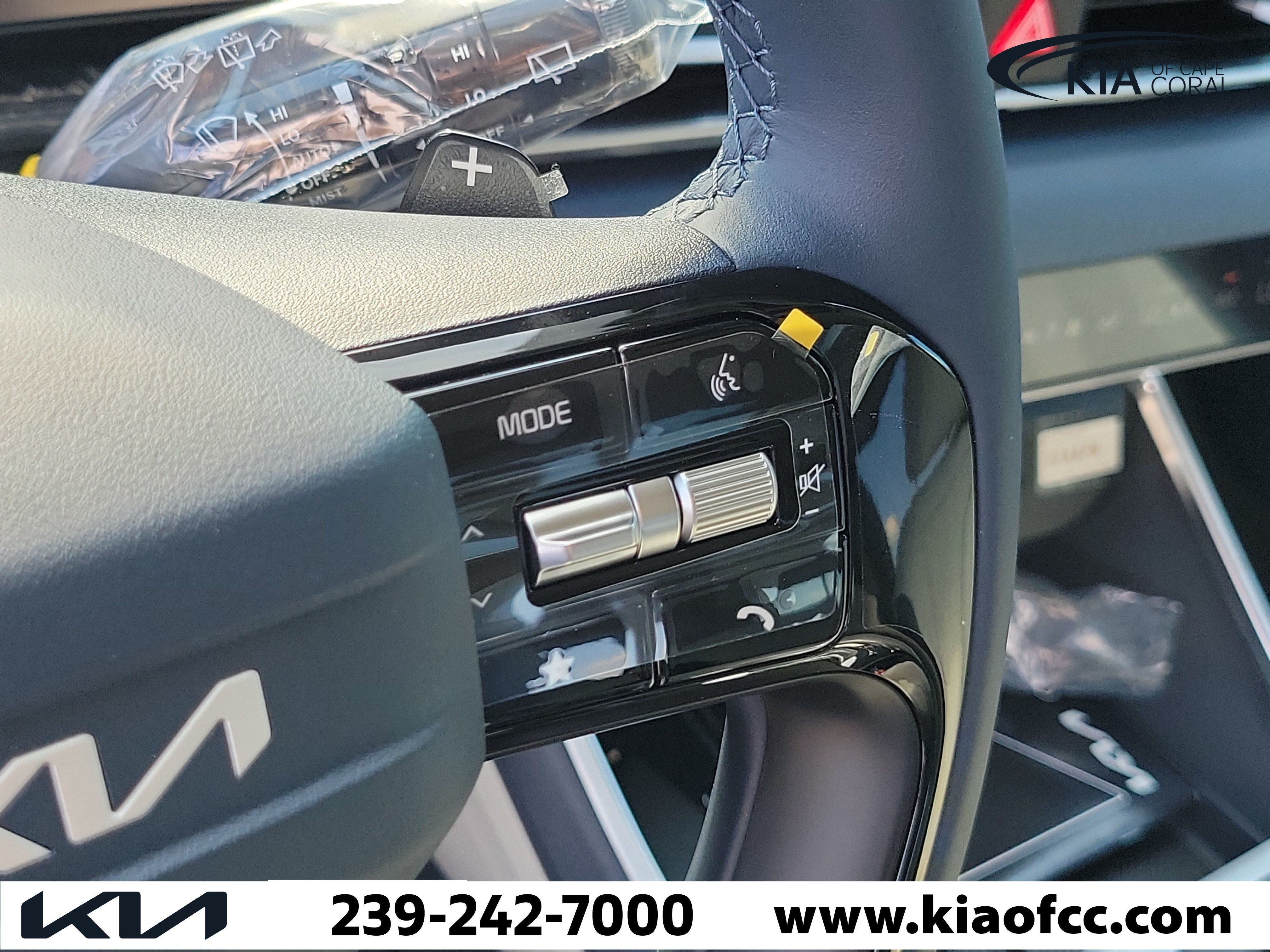 New 2027 Kia Carnival SX FWD image 27