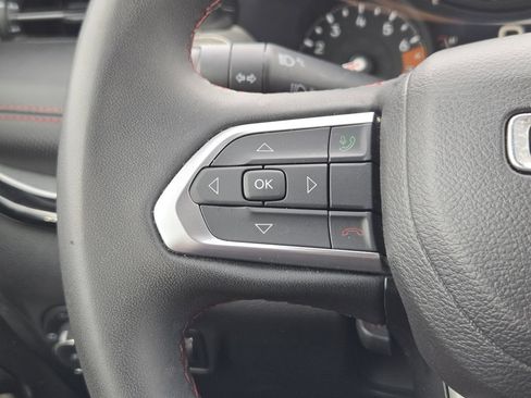 Used 2024 Jeep Compass Trailhawk AWD/4WD image 23