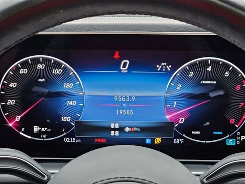 Used 2024 Mercedes-Benz GLS 450 4MATIC image 16