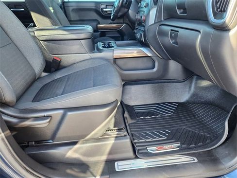 Used 2021 Chevrolet Silverado 1500 RST image 21