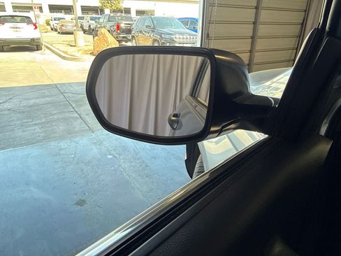 Used 2010 Honda CR-V EX image 16