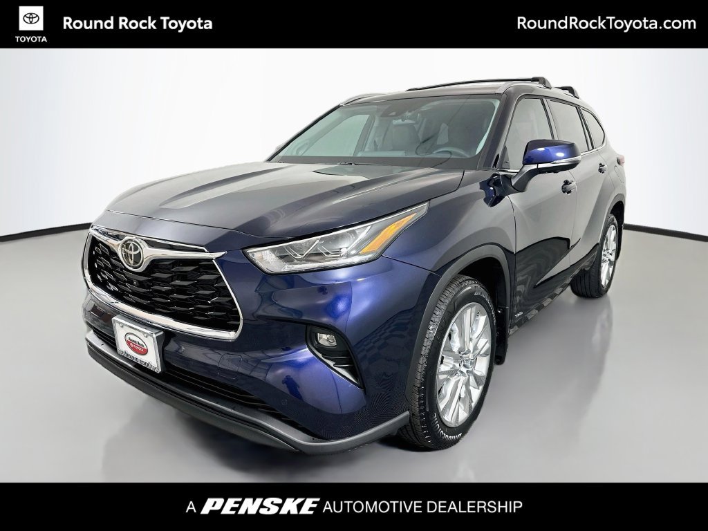 Certified 2026 Toyota Highlander Limited AWD/4WD image 1