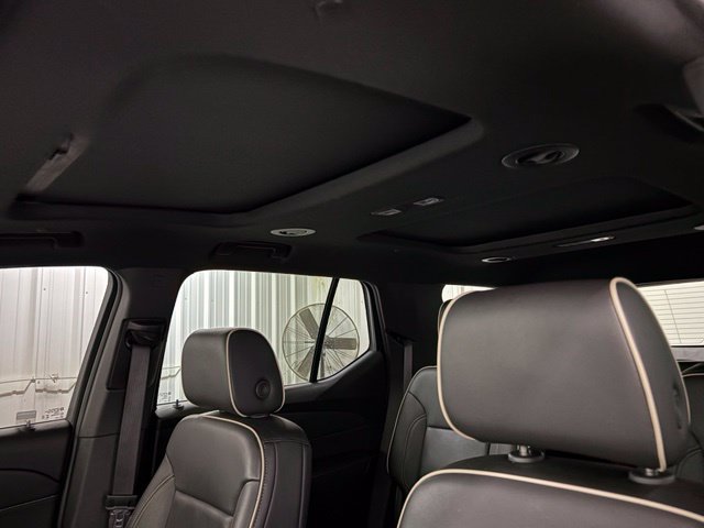 Used 2023 Chevrolet Traverse Premier w/ Redline Edition AWD/4WD image 36