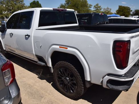 Used 2024 GMC Sierra 2500 Denali w/ Denali Reserve Package AWD/4WD image 8
