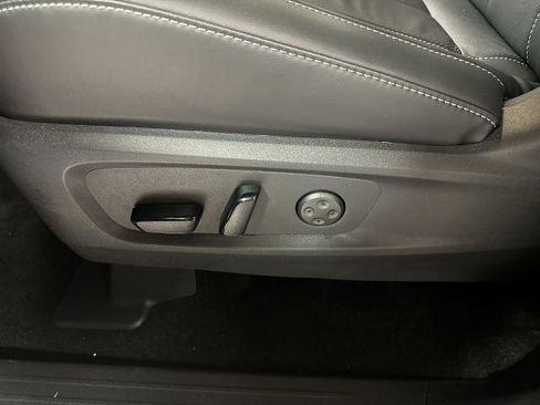 Certified 2025 INFINITI QX60 Pure image 14