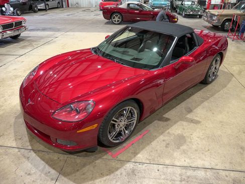 Used 2009 Chevrolet Corvette Convertible w/ Preferred Equipment Group image 26