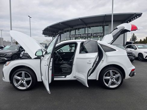 Used 2022 Audi SQ5 Premium w/ Convenience Package image 12