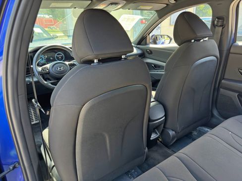 Used 2025 Hyundai Elantra SEL FWD image 32