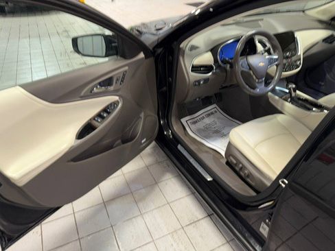 Used 2021 Chevrolet Malibu Premier image 14