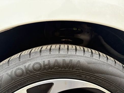 Used 2021 Subaru Legacy Limited XT w/ Popular Package #2 image 11