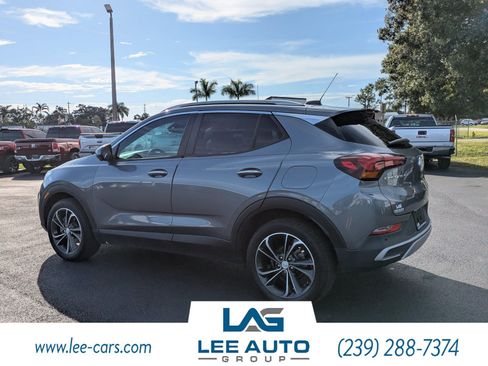 Used 2021 Buick Encore GX Select w/ Advanced Technology Package FWD image 5