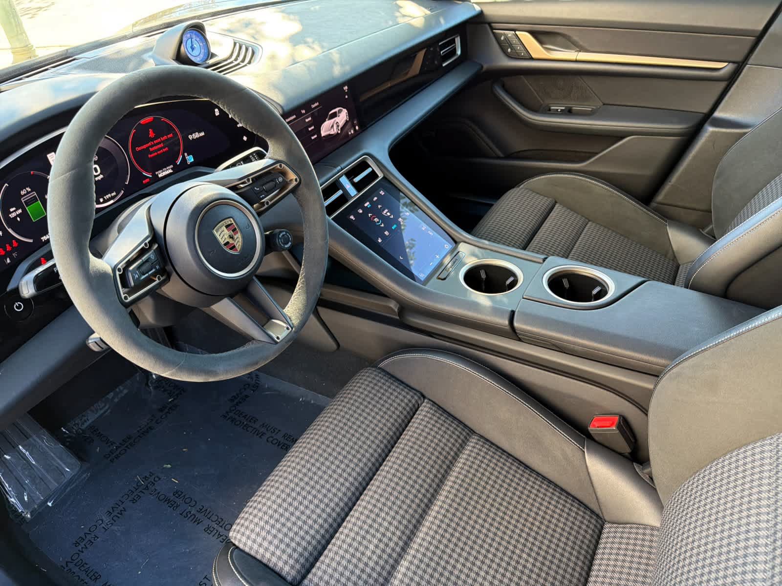 Certified 2025 Porsche Taycan 4S AWD/4WD image 4