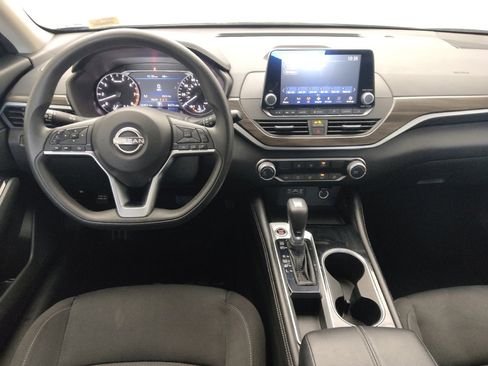Used 2023 Nissan Altima 2.5 SV image 22