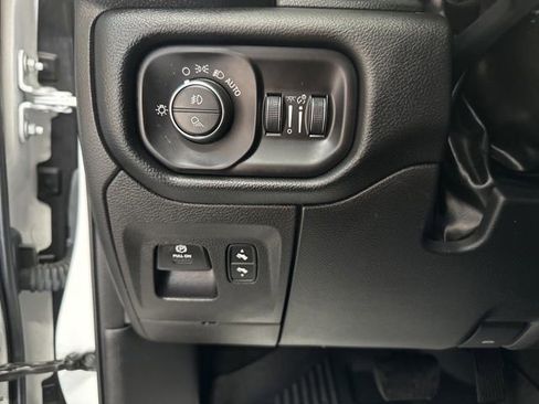 Used 2022 RAM 1500 Laramie image 30