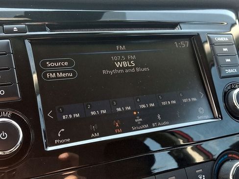 Used 2021 Nissan Rogue Sport S AWD/4WD image 17