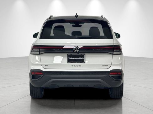 New 2026 Volkswagen Taos SE AWD/4WD image 4