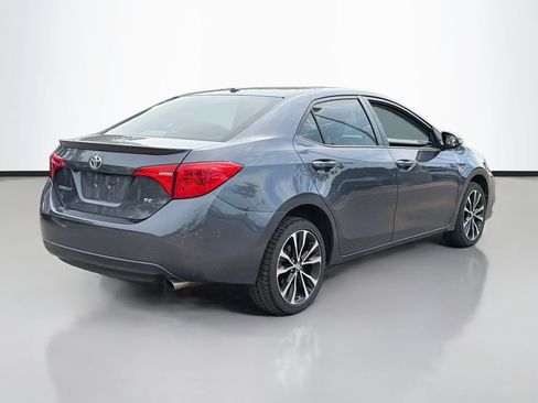 Used 2017 Toyota Corolla SE FWD image 5