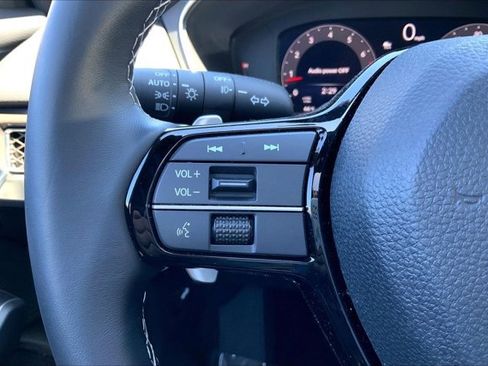 Certified 2025 Acura Integra A-Spec FWD image 18
