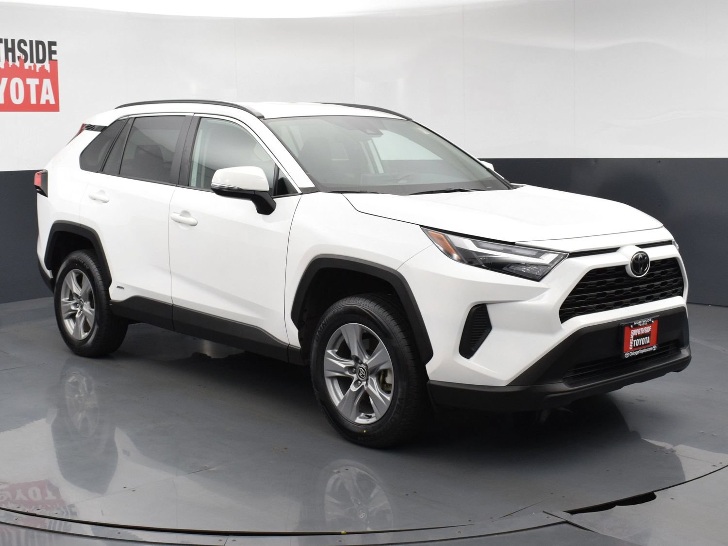 Used 2025 Toyota RAV4 XLE AWD/4WD image 6