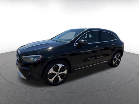 Used 2025 Mercedes-Benz GLA 250 image 8