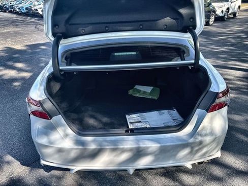 Used 2023 Toyota Camry SE FWD image 31