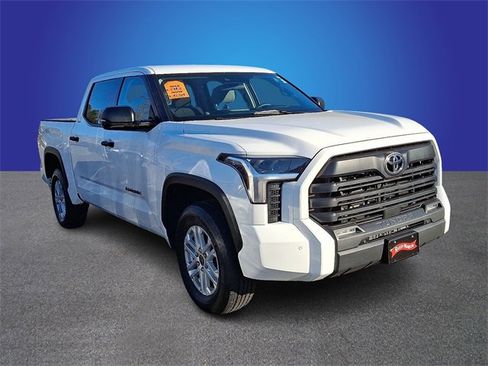 Used 2023 Toyota Tundra SR5 w/ SR5 Convenience Package image 3
