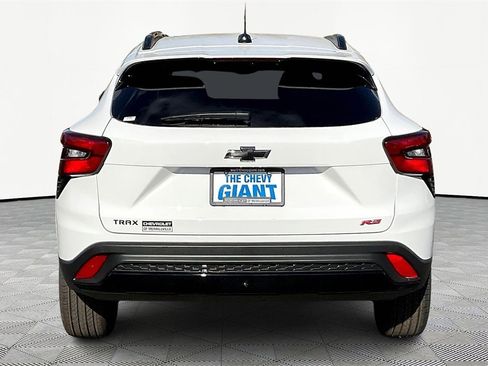 New 2026 Chevrolet Trax RS image 4