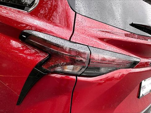 Certified 2026 Toyota Sienna XLE image 29