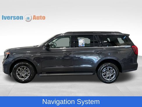 Used 2025 Ford Expedition Active AWD/4WD image 6