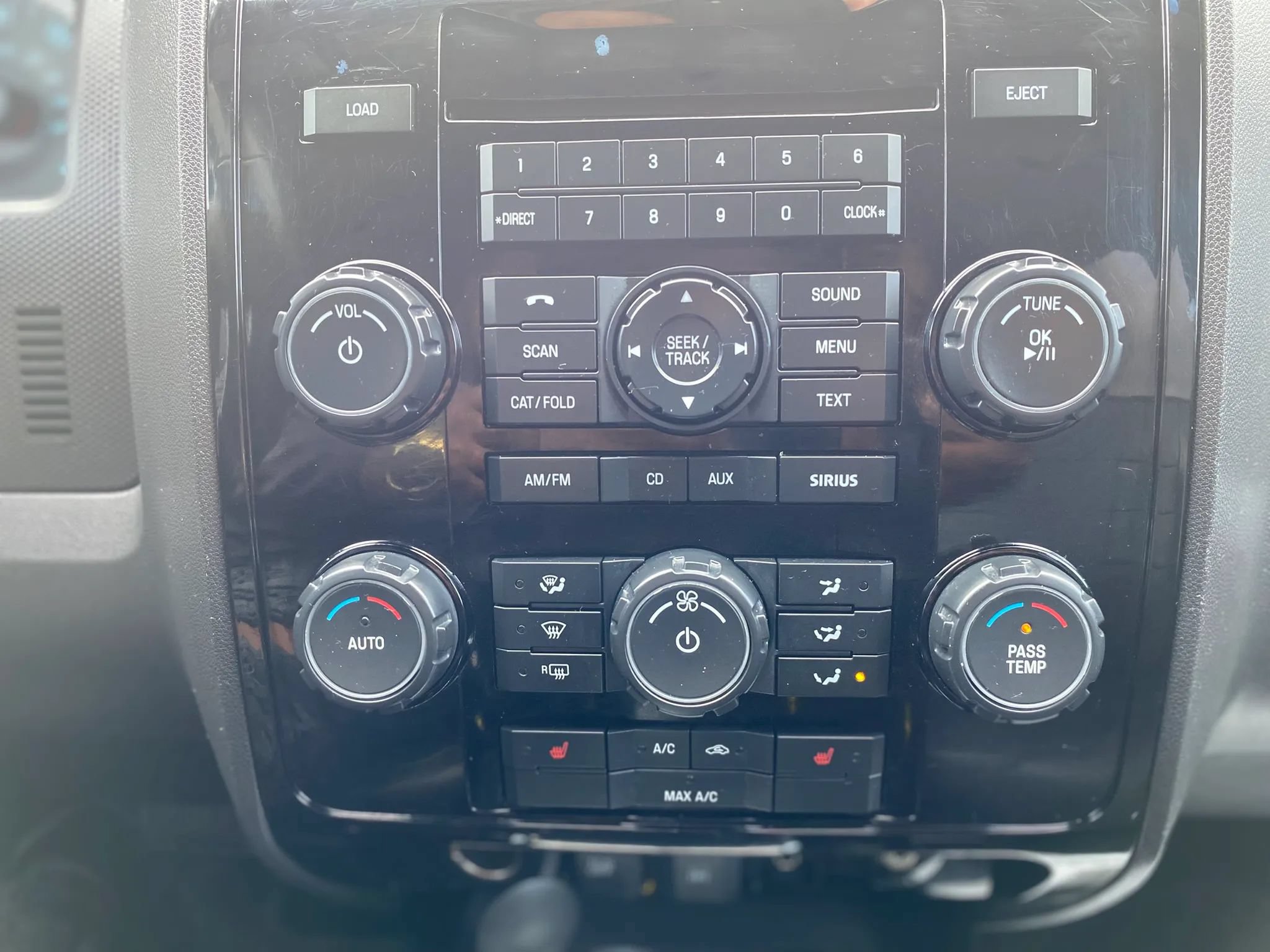 Used 2012 Ford Escape Limited AWD/4WD image 17