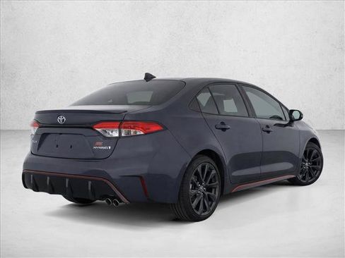 Used 2023 Toyota Corolla SE w/ SE Package FWD image 7