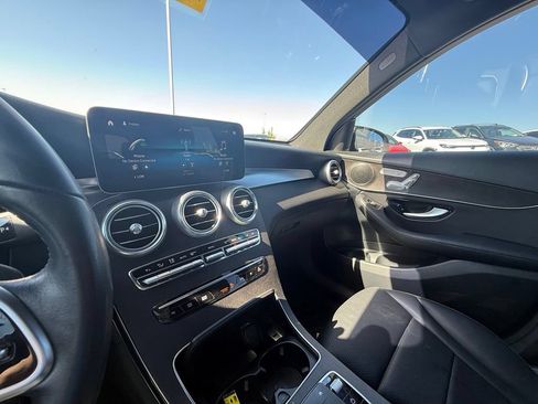 Used 2022 Mercedes-Benz GLC 300 4MATIC image 15