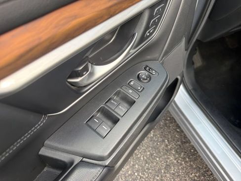Used 2019 Honda CR-V EX-L image 11