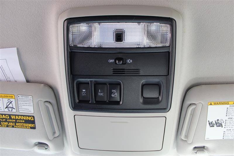 Used 2016 Toyota 4Runner SR5 AWD/4WD image 23