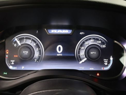 New 2026 RAM 1500 4x4 Crew Cab image 28
