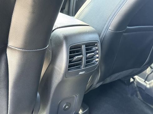 Used 2024 Ford Escape ST-Line Elite w/ Premium Technology Package image 34