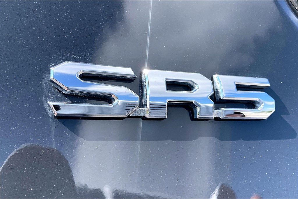 Used 2025 Toyota Tacoma SR5 AWD/4WD image 8