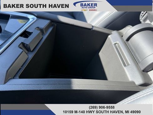 Used 2024 Buick Enclave Premium image 35