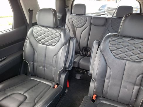 Used 2022 Hyundai Palisade Limited AWD/4WD image 18
