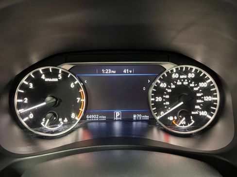 Used 2022 Nissan Altima 2.5 SR FWD image 12
