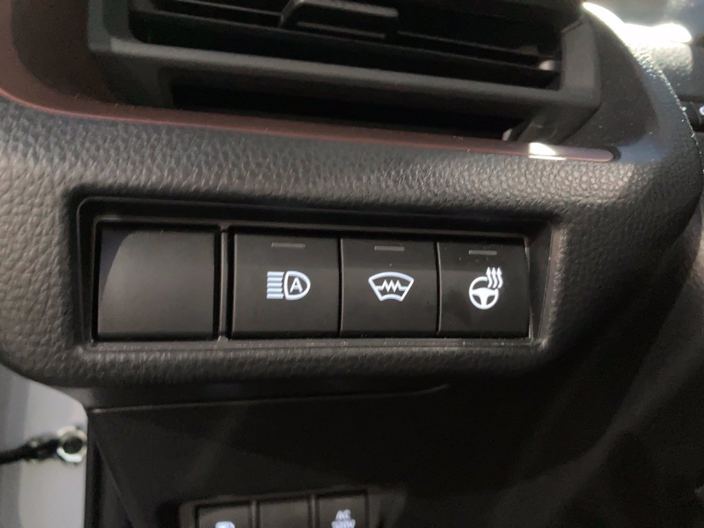 Used 2026 Toyota Prius Plug-In Hybrid FWD image 12