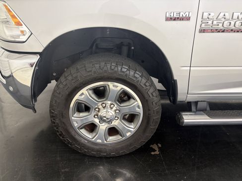 Used 2018 RAM 2500 Big Horn image 17