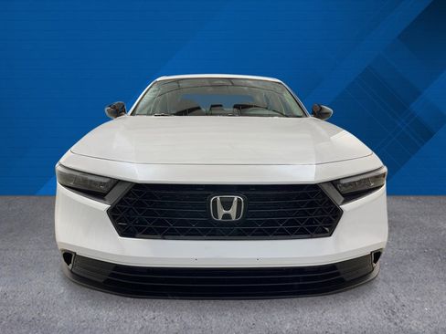 New 2025 Honda Accord SE image 9