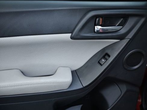 Used 2014 Subaru Forester 2.5i Touring image 25