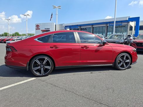 Certified 2024 Honda Accord Sport image 8