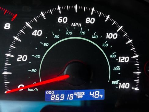 Used 2009 Toyota Camry LE image 28