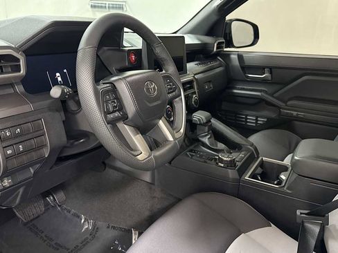 Certified 2026 Toyota Tacoma TRD Off-Road image 12