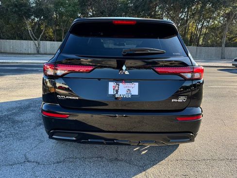 New 2025 Mitsubishi Outlander SEL Black Edition image 8